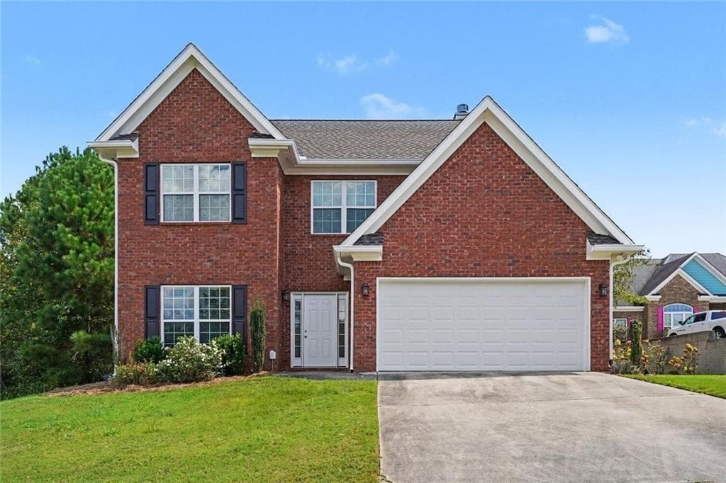 3 bedroom, 3 bathroom, 1,588 sq ft single family residence under contract at 323 Scarlet Oaks Drive, Macon, GA 31220