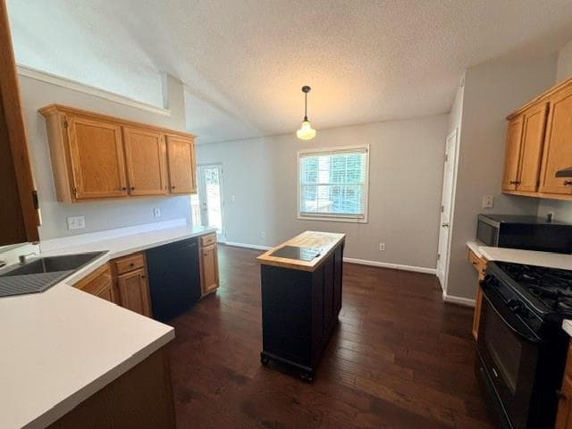 4 bedroom, 3 bathroom, 2,072 sq ft single family residence for rent at 2627 Lone Oak Trail, Kennesaw, GA 30144 for $2,500 a month — photo 7