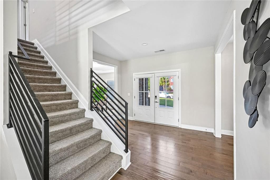 5 bedroom, 3 bathroom, 3,999 sq ft single family residence for sale at 190 Barcelona Drive, Covington, GA 30016 — photo 2