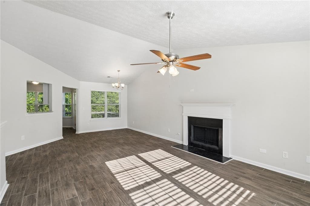 5 bedroom, 3 bathroom, 2,061 sq ft single family residence for sale at 4879 Lake Park Lane, Acworth, GA 30101 — photo 6