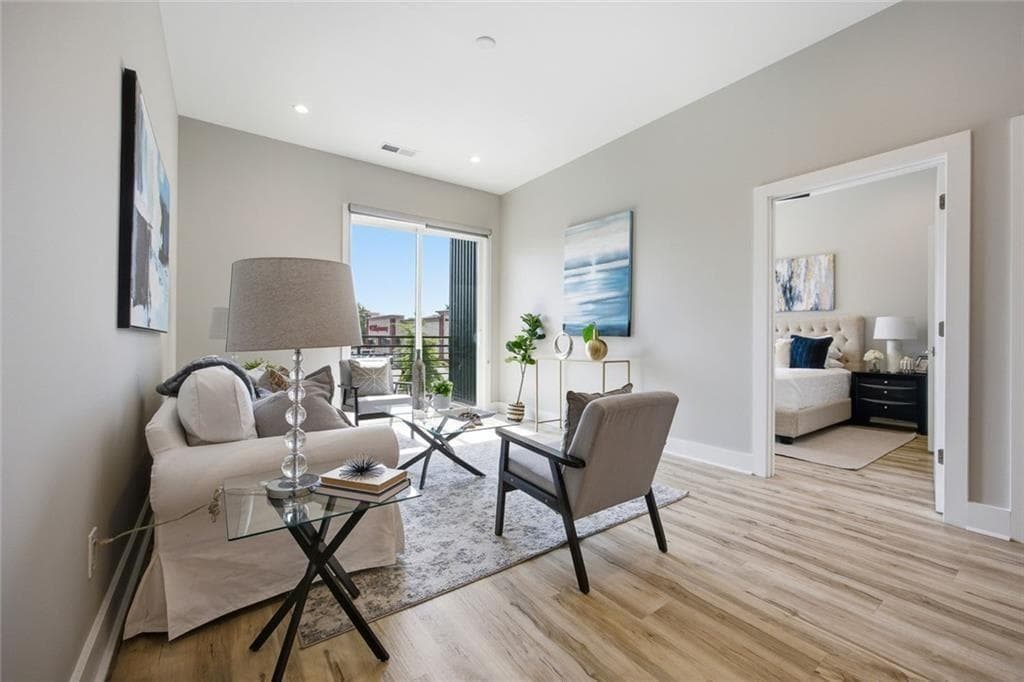 2 bedroom, 2 bathroom, 1,150 sq ft condominium for sale at 1155 Custer Avenue 201, Atlanta, GA 30316 — photo 4