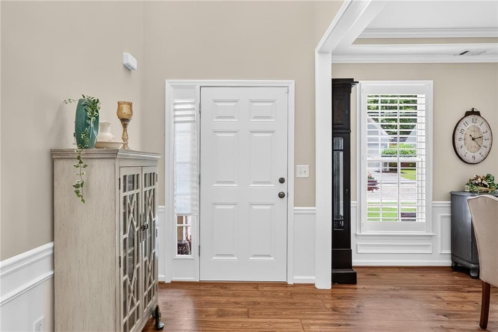 3 bedroom, 3 bathroom, 2,279 sq ft single family residence under contract at 153 Churchcliff Drive, Woodstock, GA 30188 — photo 4