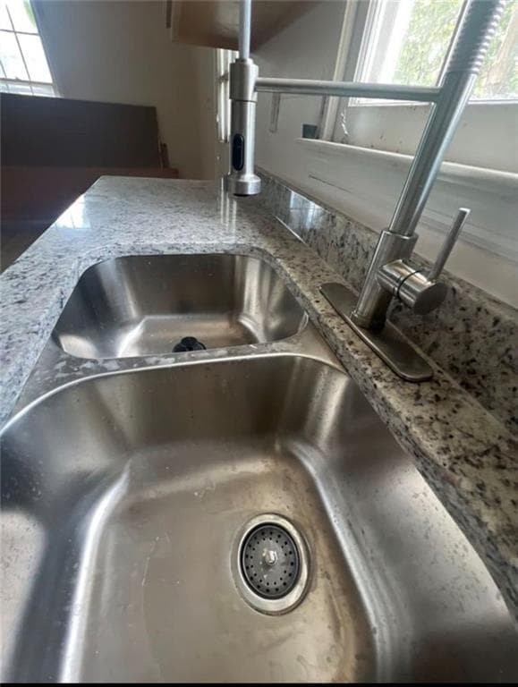 3 bedroom, 3 bathroom, 1,848 sq ft single family residence for sale at 27 Kelso At Peyton Drive, Atlanta, GA 30311 — photo 4