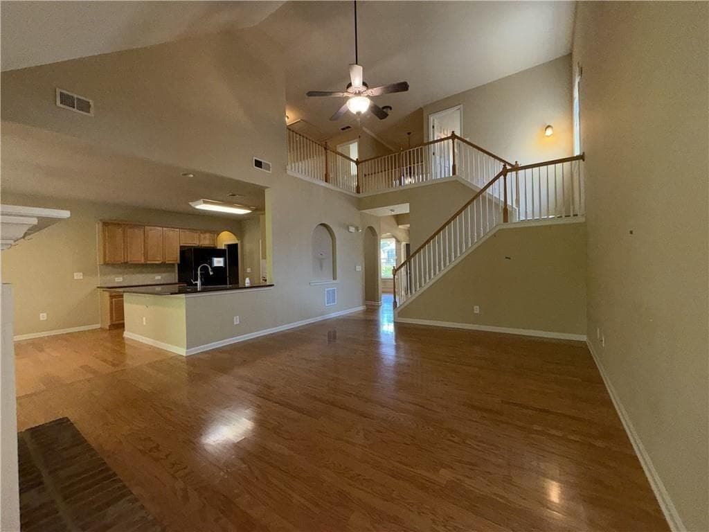 5 bedroom, 4 bathroom, 3,456 sq ft single family residence for sale at 4750 Heathcliff Way, Cumming, GA 30041 — photo 5
