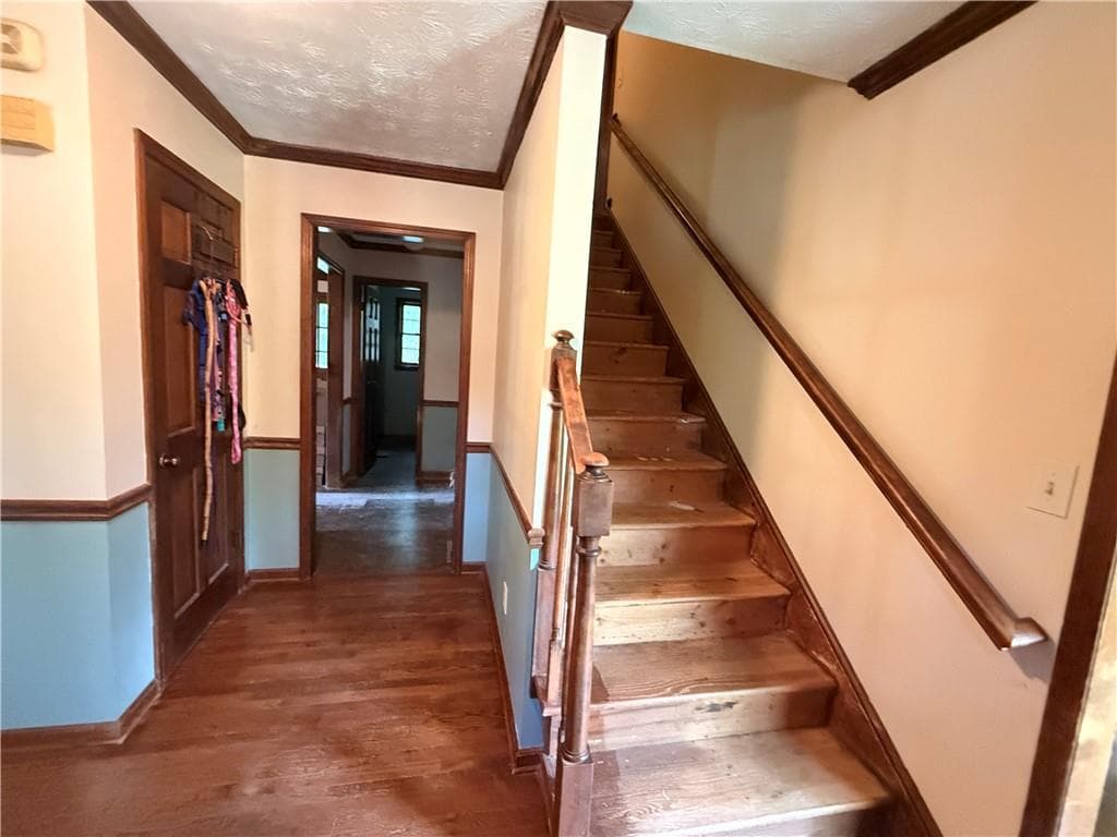 4 bedroom, 3 bathroom, 2,628 sq ft single family residence under contract at 4826 Windgate Trail, Acworth, GA 30102 — photo 4