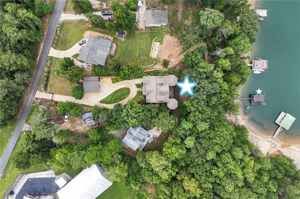 3 bedroom, 5 bathroom, 4,300 sq ft single family residence for sale at 5628 Nags Head Circle, Gainesville, GA 30504 — photo 9