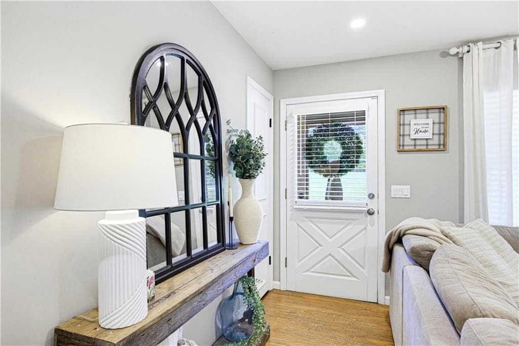 3 bedroom, 2 bathroom, 1,212 sq ft single family residence for sale at 1519 Bar J Road, Temple, GA 30179 — photo 5