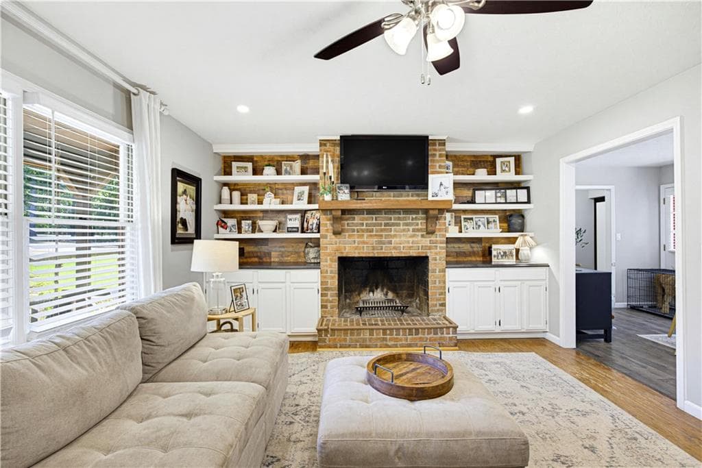 3 bedroom, 2 bathroom, 1,212 sq ft single family residence for sale at 1519 Bar J Road, Temple, GA 30179 — photo 7