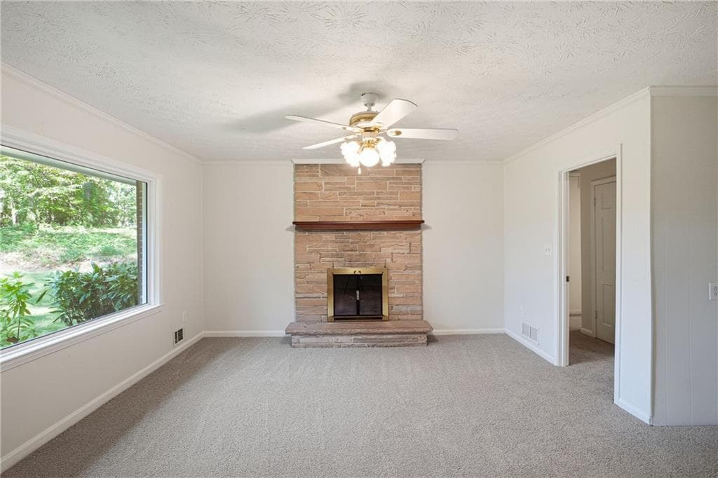 3 bedroom, 3 bathroom, 3,124 sq ft single family residence under contract at 184 Wagon Way, Lilburn, GA 30047 — photo 3