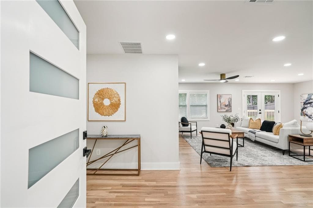 4 bedroom, 4 bathroom, 2,200 sq ft single family residence for rent at 5170 Chamblee Dunwoody Rd., Atlanta, GA 30338 for $4,600 a month — photo 4