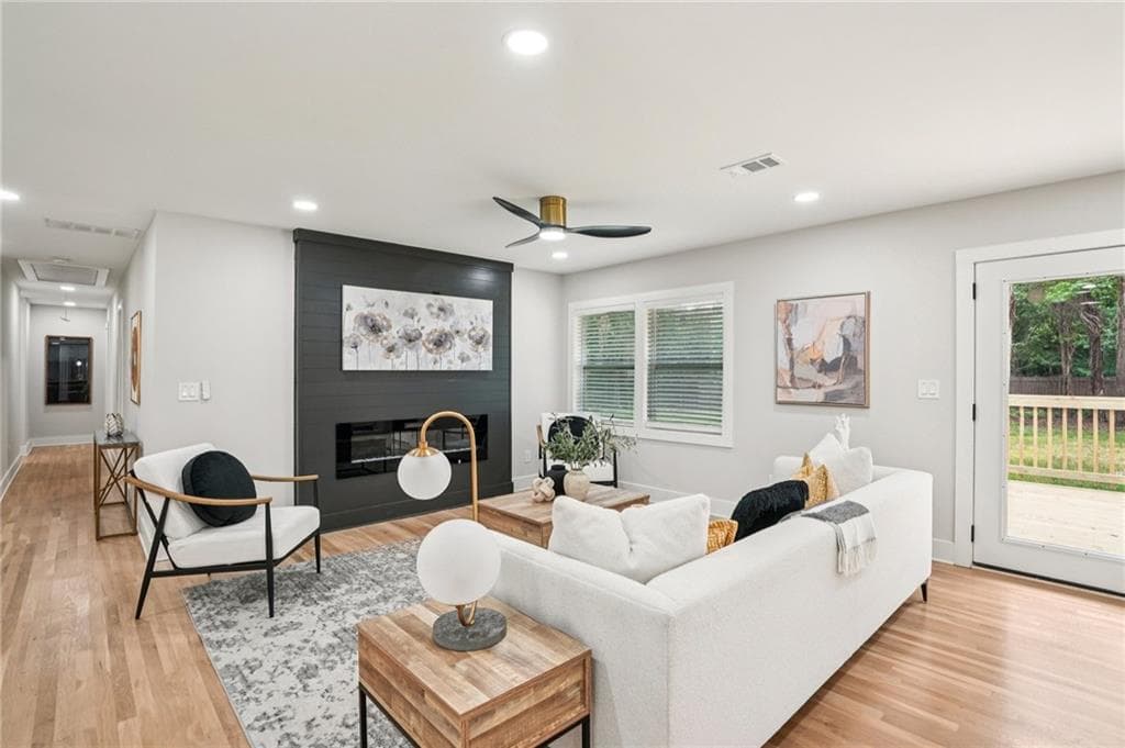 4 bedroom, 4 bathroom, 2,200 sq ft single family residence for rent at 5170 Chamblee Dunwoody Rd., Atlanta, GA 30338 for $4,600 a month — photo 5