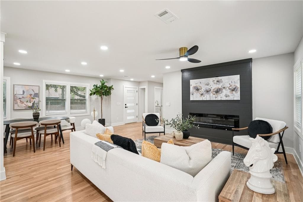 4 bedroom, 4 bathroom, 2,200 sq ft single family residence for rent at 5170 Chamblee Dunwoody Rd., Atlanta, GA 30338 for $4,600 a month — photo 8