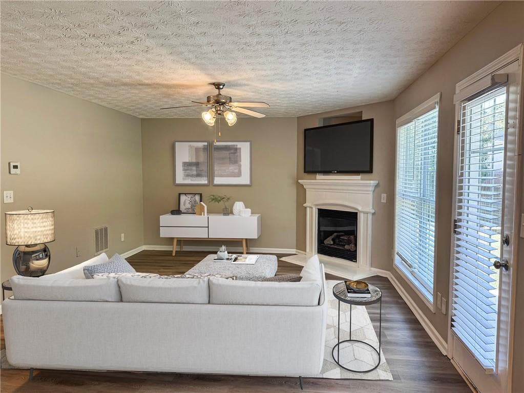 4 bedroom, 3 bathroom, 2,327 sq ft single family residence for sale at 2757 Marisol Way, Mcdonough, GA 30253 — photo 10