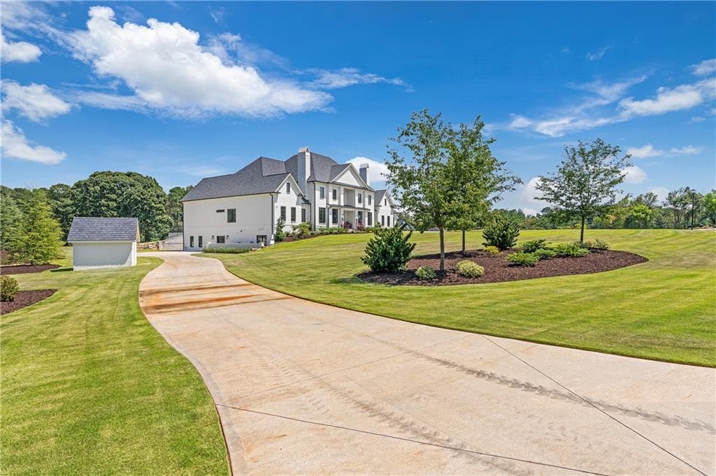 6 bedroom, 9 bathroom, 11,682 sq ft single family residence for sale at 150 Fortress Way, Jefferson, GA 30549 — photo 5