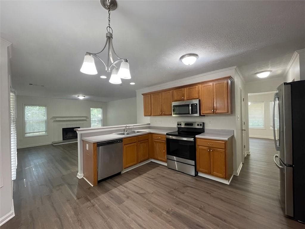 4 bedroom, 3 bathroom, 2,296 sq ft single family residence for sale at 135 Woodson Court, Stockbridge, GA 30281 — photo 4