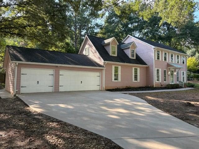 4 bedroom, 3 bathroom, 3,765 sq ft single family residence for sale at 100 Shane Way, Mableton, GA 30126 — photo 2