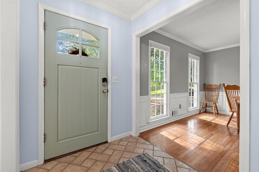 4 bedroom, 3 bathroom, 3,765 sq ft single family residence for sale at 100 Shane Way, Mableton, GA 30126 — photo 3
