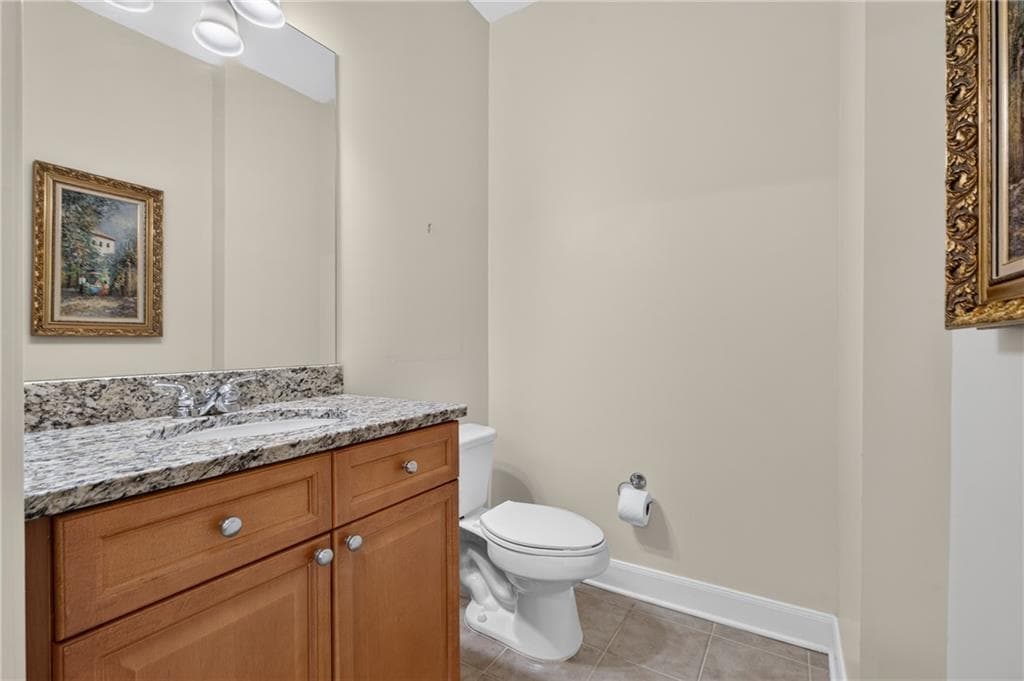 2 bedroom, 2 bathroom, 1,027 sq ft condominium for sale at 2001 Village Boulevard, Rome, GA 30161 — photo 9