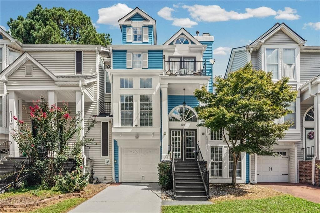 2 bedroom, 3 bathroom, 1,724 sq ft townhouse for sale at 2216 Goodwood Boulevard, Smyrna, GA 30080