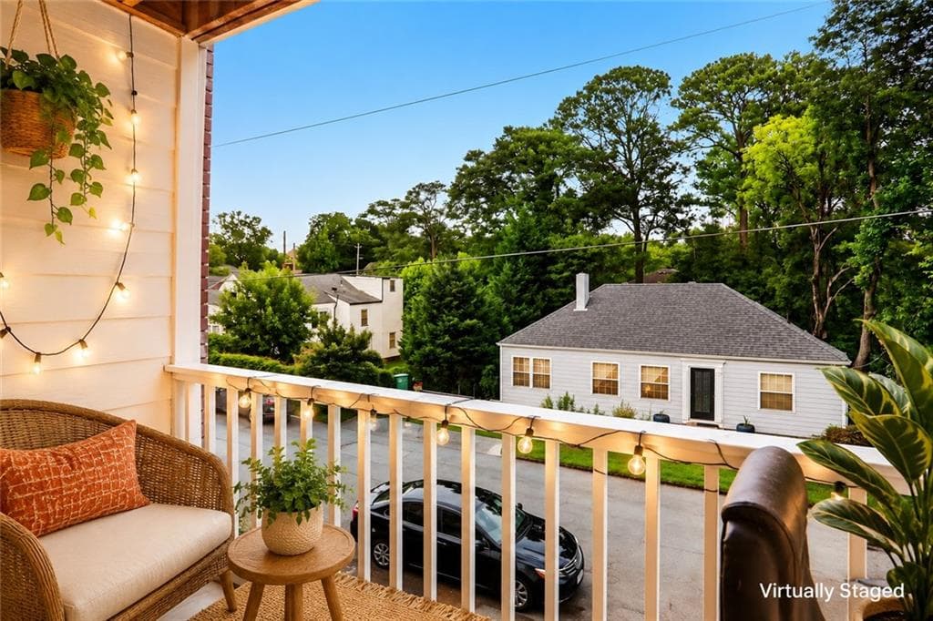 2 bedroom, 2 bathroom, 879 sq ft condominium for sale at 1041 State Street 23, Atlanta, GA 30318 — photo 9