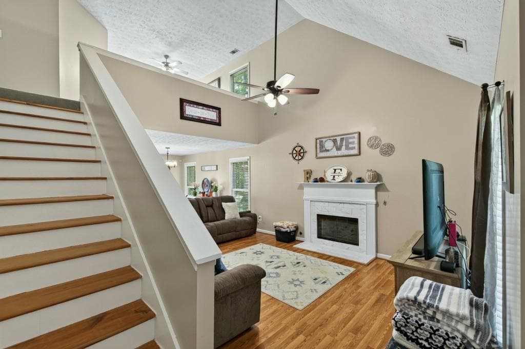 3 bedroom, 3 bathroom, 1,975 sq ft single family residence for sale at 210 Kim Trail, Stockbridge, GA 30281 — photo 6