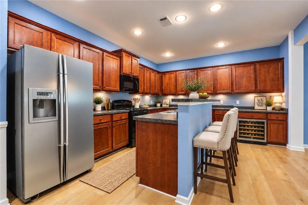 3 bedroom, 2 bathroom, 1,784 sq ft townhouse for sale at 119 Villa Park Circle, Stone Mountain, GA 30087 — photo 3