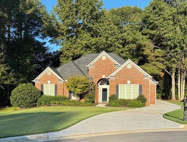 3 bedroom, 2 bathroom, 1,996 sq ft single family residence for sale at 550 Arbor North Way, Alpharetta, GA 30004 — photo 2