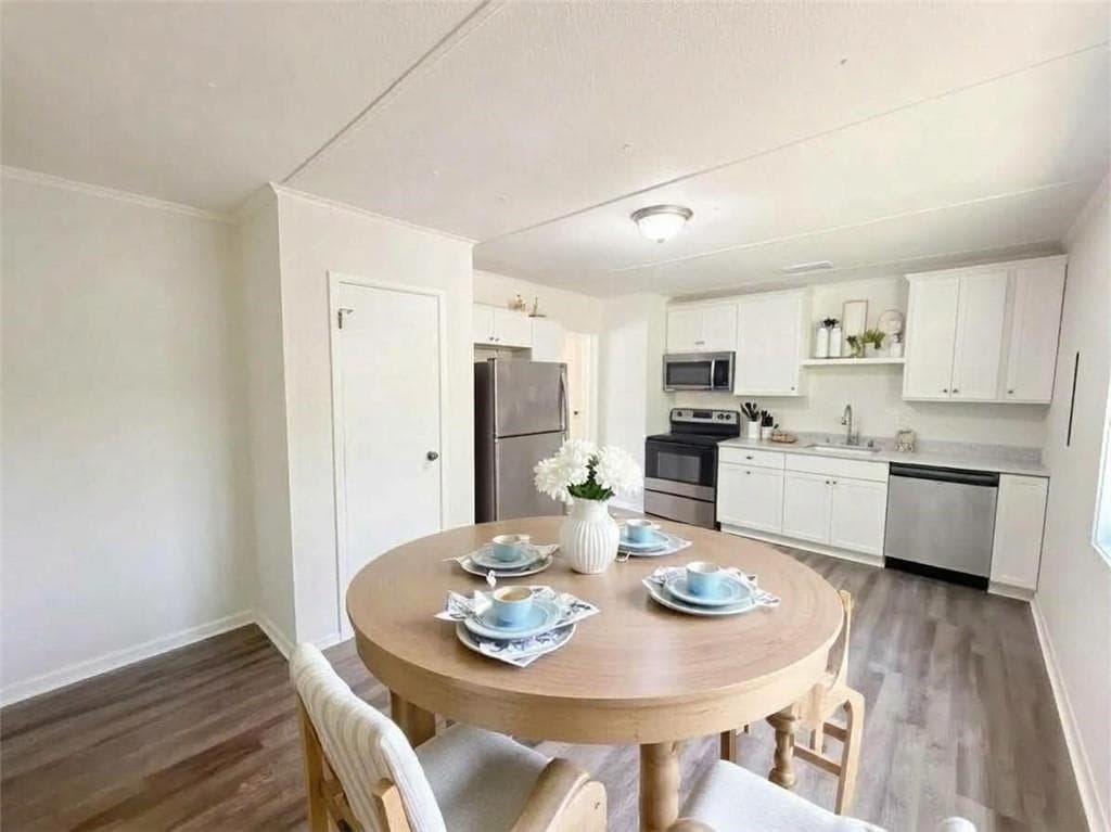 3 bedroom, 1 bathroom, 1,000 sq ft single family residence for sale at 280 Stonehenge Way, Athens, GA 30606 — photo 3