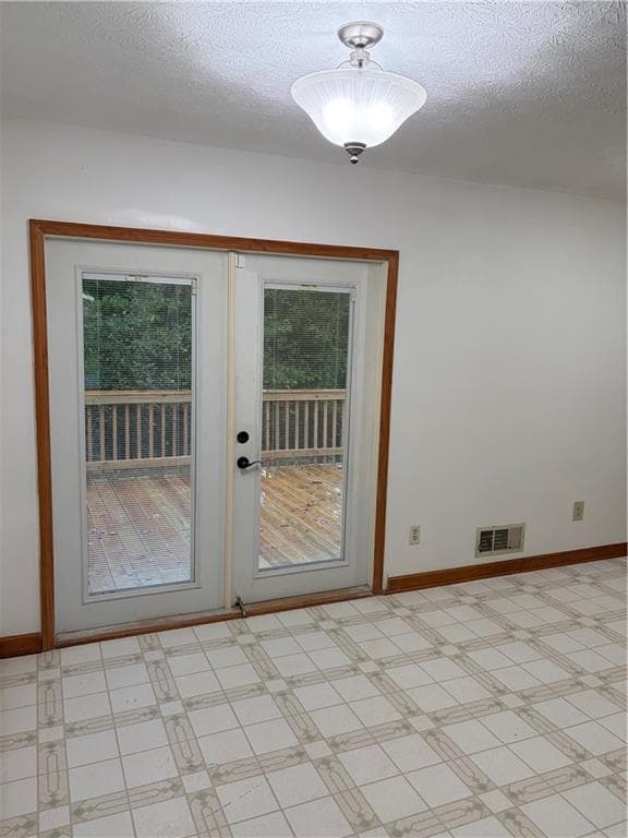 3 bedroom, 3 bathroom, 1,144 sq ft single family residence for sale at 2480 Burton Circle, Morrow, GA 30260 — photo 6