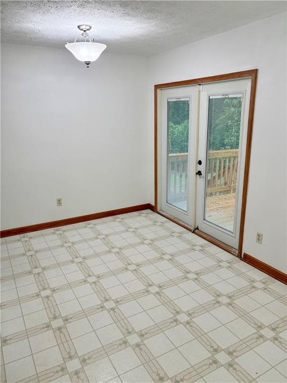 3 bedroom, 3 bathroom, 1,144 sq ft single family residence for sale at 2480 Burton Circle, Morrow, GA 30260 — photo 10