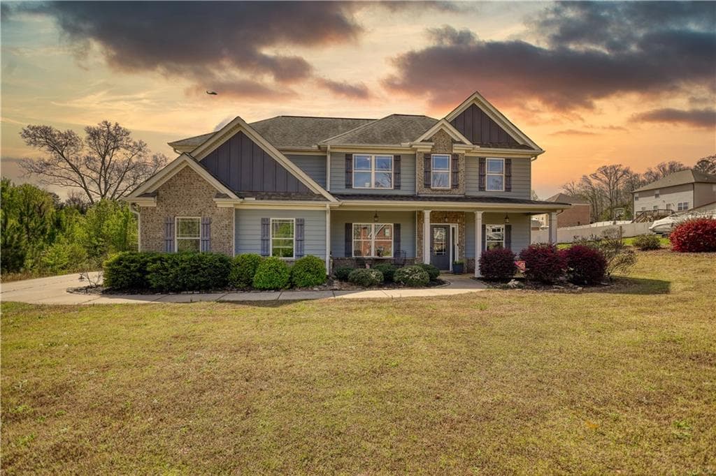 5 bedroom, 3 bathroom, 2,661 sq ft single family residence for sale at 452 Trousseau Lane, Mcdonough, GA 30252 — photo 8