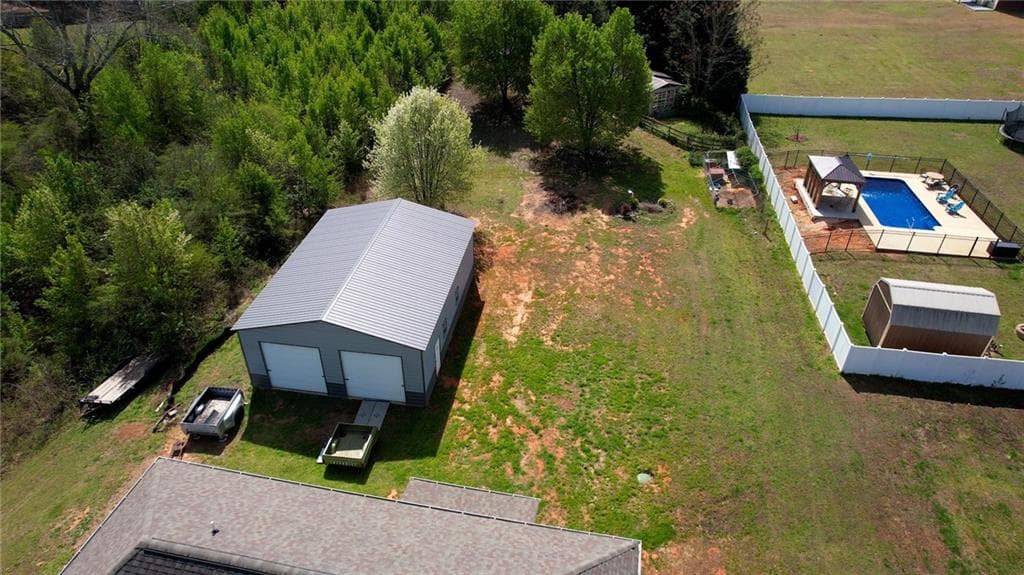5 bedroom, 3 bathroom, 2,661 sq ft single family residence for sale at 452 Trousseau Lane, Mcdonough, GA 30252 — photo 9