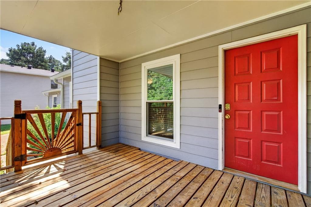 5 bedroom, 3 bathroom, 2,166 sq ft single family residence for sale at 5147 Dekalb Way, Stone Mountain, GA 30087 — photo 2