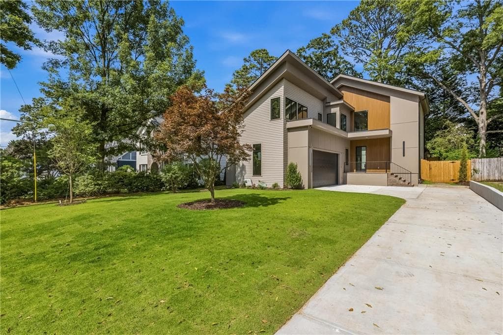 6 bedroom, 7 bathroom, 4,825 sq ft single family residence for sale at 246 Garland Avenue, Decatur, GA 30030 — photo 3
