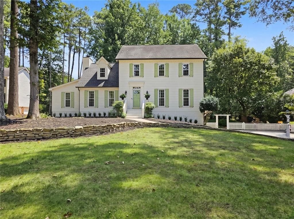 3 bedroom, 3 bathroom, 2,624 sq ft single family residence for sale at 5866 Match Point, Peachtree Corners, GA 30092 — photo 2