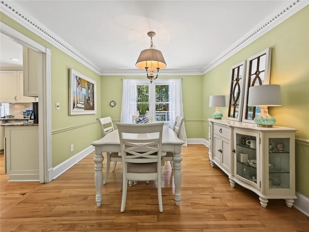 3 bedroom, 3 bathroom, 2,624 sq ft single family residence for sale at 5866 Match Point, Peachtree Corners, GA 30092 — photo 6