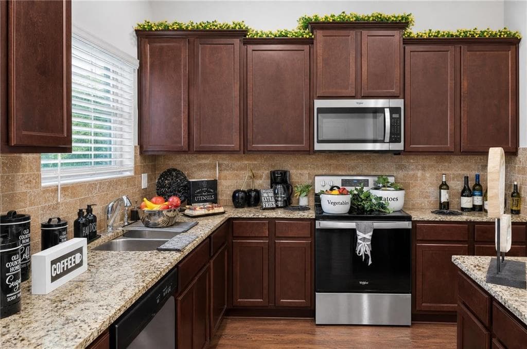 4 bedroom, 3 bathroom, 1,934 sq ft single family residence under contract at 5045 Gibson Drive, Mcdonough, GA 30253 — photo 8