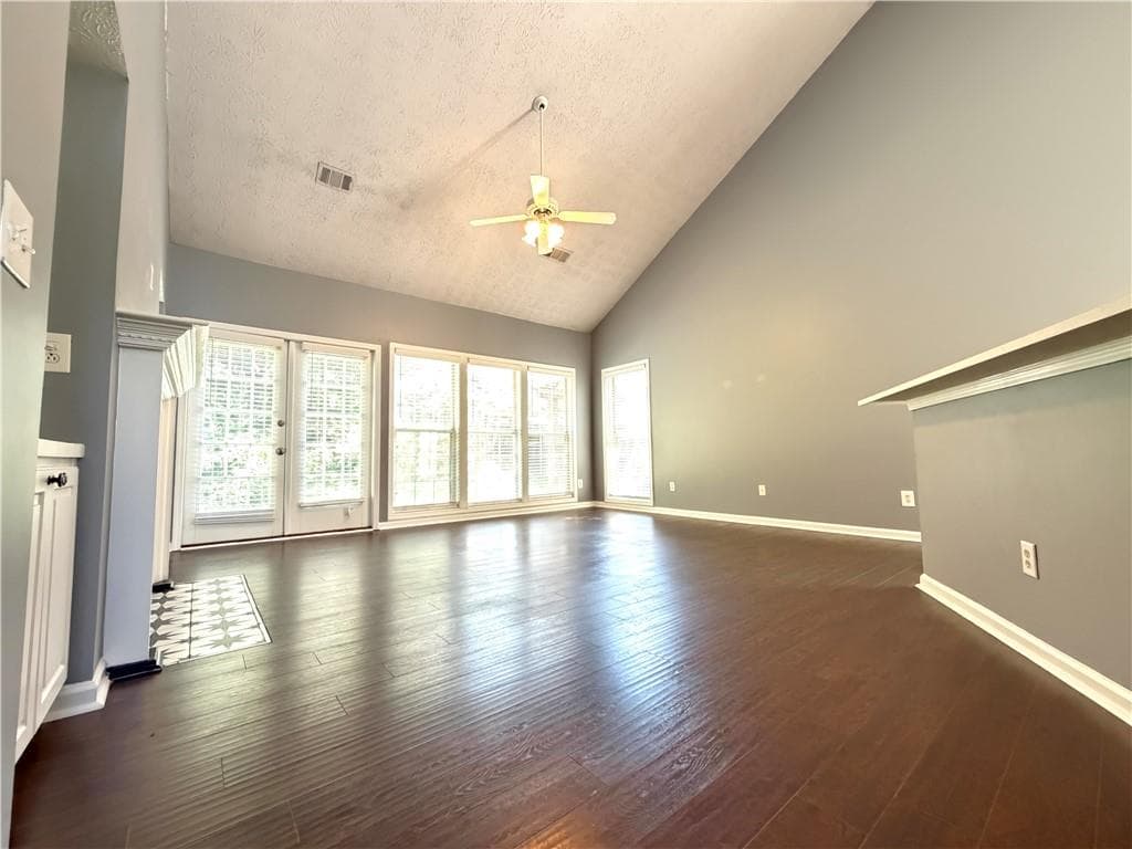 3 bedroom, 3 bathroom, 2,052 sq ft single family residence for sale at 4065 River Green Parkway, Duluth, GA 30096 — photo 7