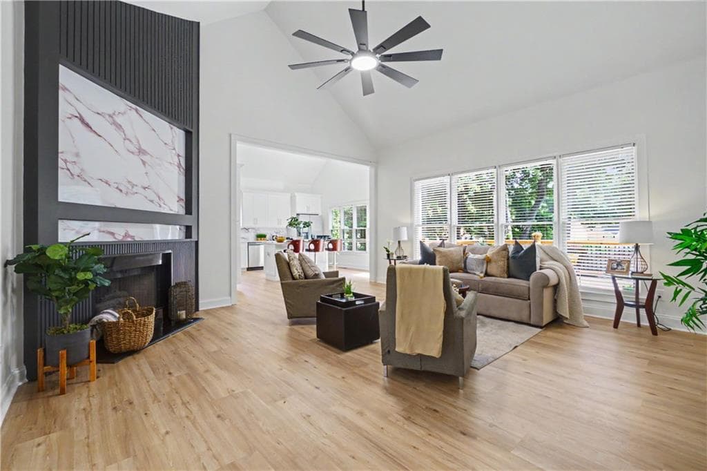 5 bedroom, 3 bathroom, 3,075 sq ft single family residence for sale at 209 Tennis Court Lane, Kennesaw, GA 30144 — photo 9