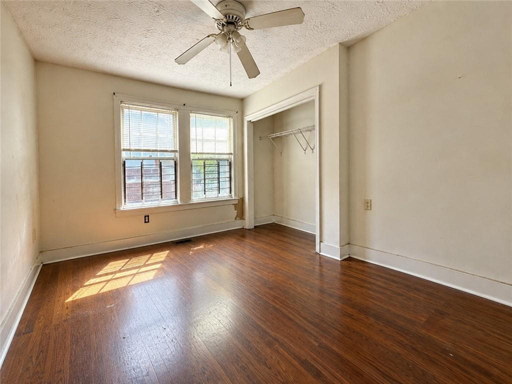 3 bedroom, 1 bathroom, 1,278 sq ft single family residence under contract at 240 Westview Place, Atlanta, GA 30314 — photo 7