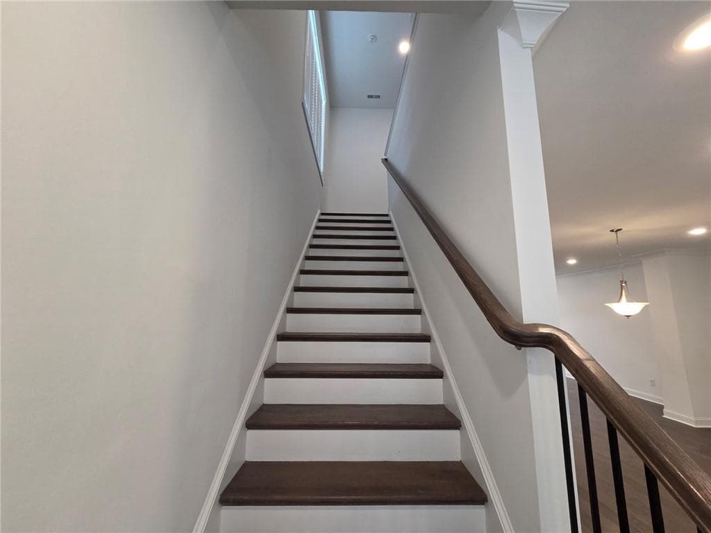 3 bedroom, 4 bathroom, 2,186 sq ft townhouse for rent at 885 Green Sapling Trail, Suwanee, GA 30024 for $2,700 a month — photo 10