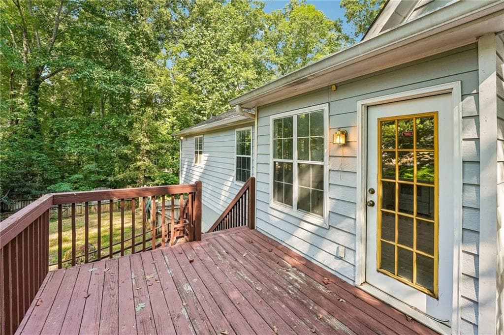 4 bedroom, 2 bathroom, 1,962 sq ft single family residence for sale at 143 Hartwood Drive, Woodstock, GA 30189 — photo 6