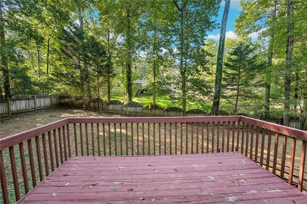 4 bedroom, 2 bathroom, 1,962 sq ft single family residence for sale at 143 Hartwood Drive, Woodstock, GA 30189 — photo 7