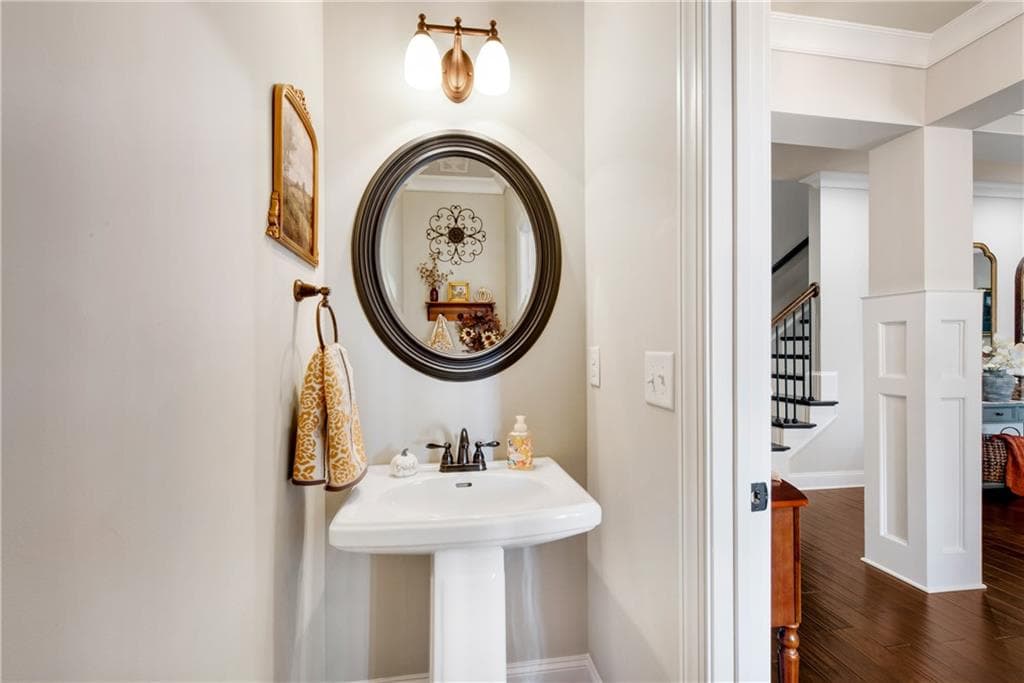 4 bedroom, 4 bathroom, 3,429 sq ft single family residence for sale at 5128 Stefan Ridge Way, Buford, GA 30519 — photo 8