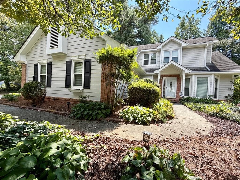 3 bedroom, 3 bathroom, 2,191 sq ft single family residence for sale at 3240 Country Walk Drive, Powder Springs, GA 30127