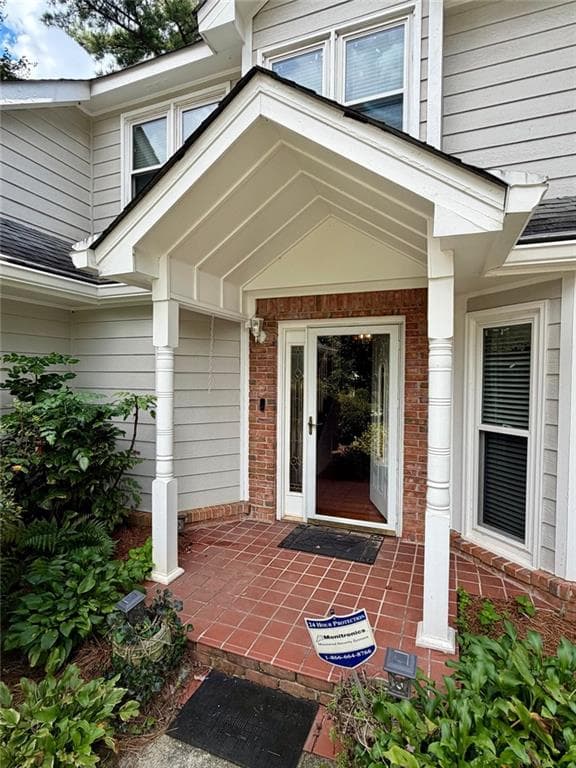 3 bedroom, 3 bathroom, 2,191 sq ft single family residence for sale at 3240 Country Walk Drive, Powder Springs, GA 30127 — photo 3