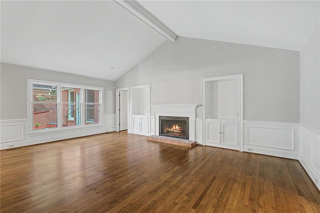 3 bedroom, 3 bathroom, 2,400 sq ft single family residence for sale at 1883 Bedfordshire Court, Decatur, GA 30033 — photo 7