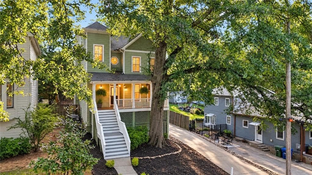4 bedroom, 4 bathroom, 2,995 sq ft single family residence for sale at 997 Longley Avenue, Atlanta, GA 30318 — photo 3
