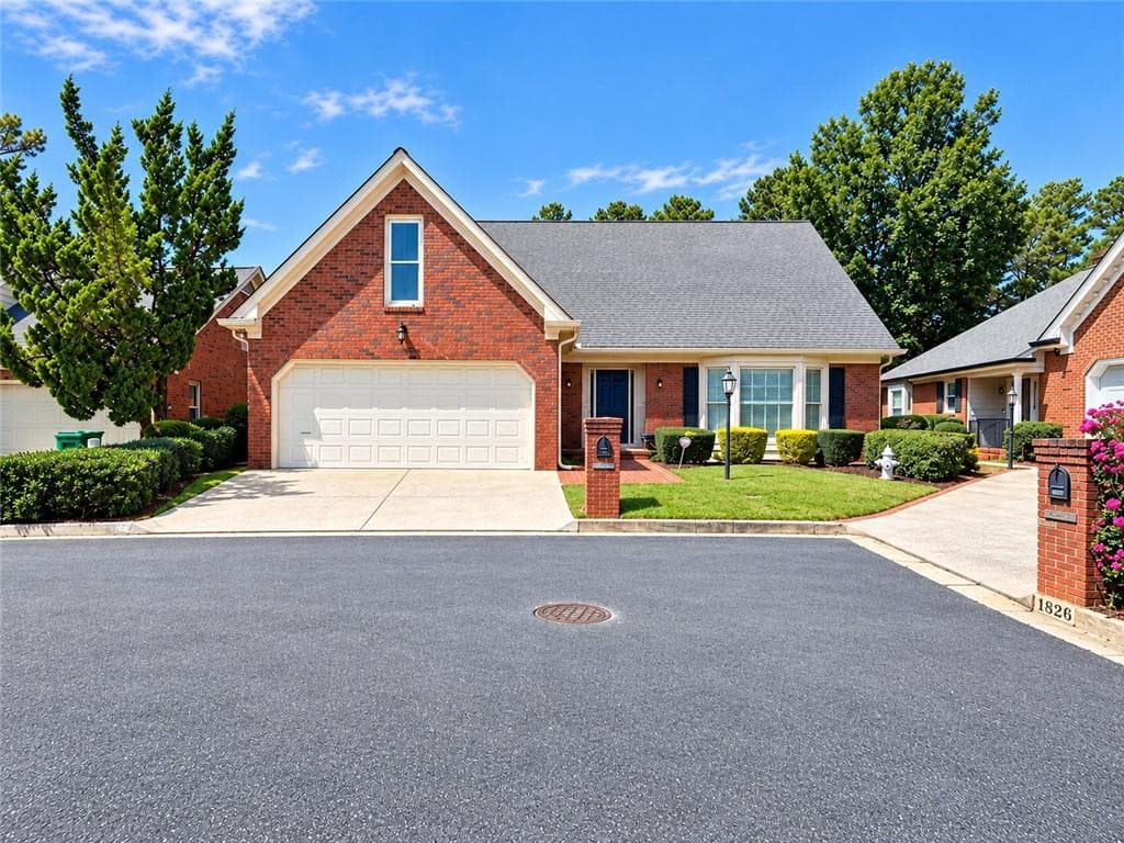 4 bedroom, 4 bathroom, 2,300 sq ft single family residence for rent at 1826 Hermitage Place, Decatur, GA 30033 for $3,900 a month — photo 1 of 35