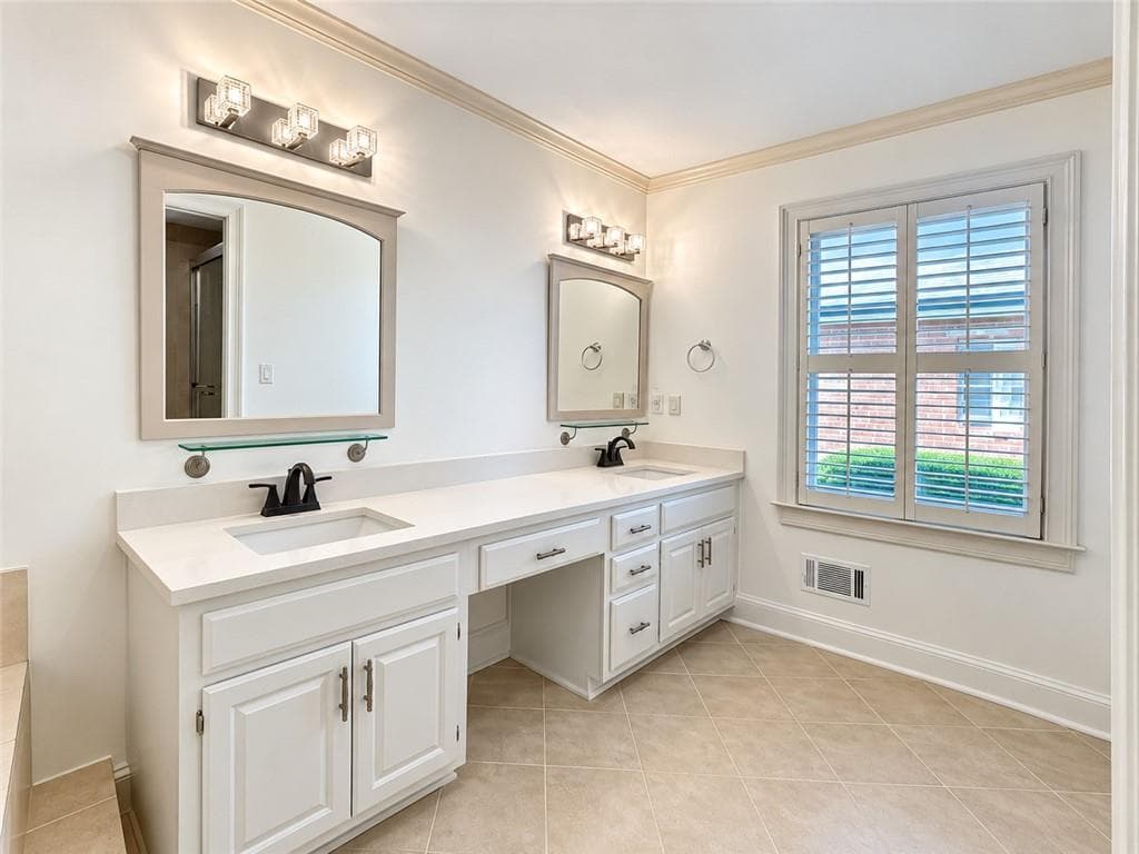 4 bedroom, 4 bathroom, 2,300 sq ft single family residence for rent at 1826 Hermitage Place, Decatur, GA 30033 for $3,900 a month — photo 8